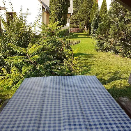 Eva Vendeghaz בית הארחה